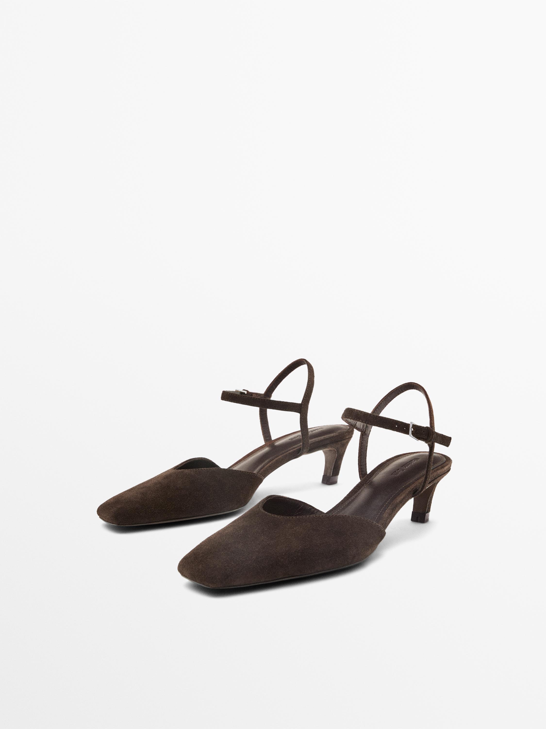 Split leather heeled shoes